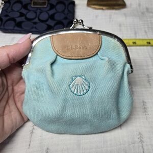 Vintage LL Bean Kiss Lock Coin Purse